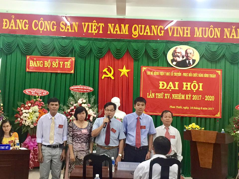 Đại hội Chi bộ Bệnh viện YHCT - PHCN tỉnh Bình Thuận nhiệm kỳ 2017 – 2020