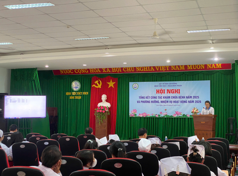 HỘI NGHỊ TỔNG KẾT CÔNG TÁC KHÁM CHỮA BỆNH NĂM 2025 VÀ PHƯƠNG HƯỚNG, NHIỆM VỤ TRỌNG TÂM NĂM 2026