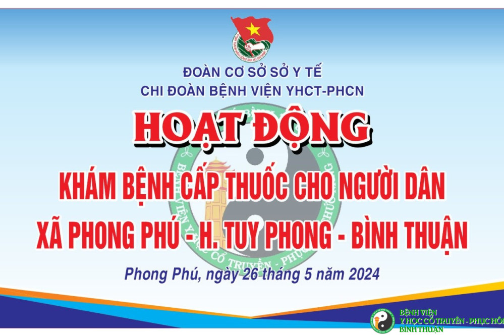 Hoạt động khám bệnh cấp thuốc cho người dân xã Phong Phú...